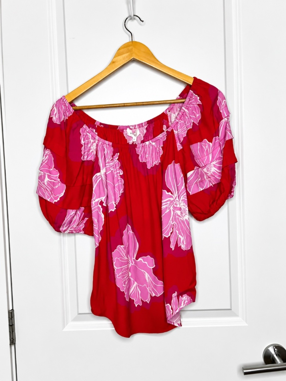 Whistle Floral Off Shoulder Blouse Red Pink Size 8 NWT